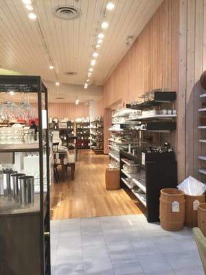 Crate And Barrel Chestnut Hill