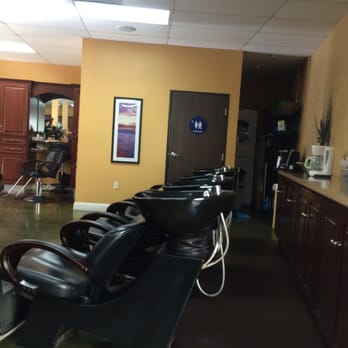 Belle Cheveux - Plenty of space and great products - Hair Salons Near Me - Los Angeles, California Belle Cheveux - Plenty of space and great products - Hair Salons Near Me - Los Angeles, California
