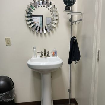 Tansations - Sink w/soap & towel rack. - Spray Tanning Near Me - San Antonio, Texas Tansations - Sink w/soap & towel rack. - Spray Tanning Near Me - San Antonio, Texas
