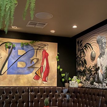 Vanessa's Bistro - One side of interior - Vietnamese Near Me - Walnut Creek, California