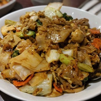 Buddha Ruksa - Phad See Iew - Thai Near Me - Seattle, Washington Buddha Ruksa - Phad See Iew - Thai Near Me - Seattle, Washington