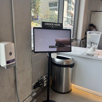 Chicha San Chen - Ordering kiosk - Bubble Tea Near Me - Berkeley, California