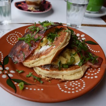 Can Dendê - Savory Pancakes with crem fresh, scrambled eggs, and bacon. It sounds weird, but its fantastic! - Sandwiches Near Me - Barcelona, B Can Dendê - Savory Pancakes with crem fresh, scrambled eggs, and bacon. It sounds weird, but its fantastic! - Sandwiches Near Me - Barcelona, B