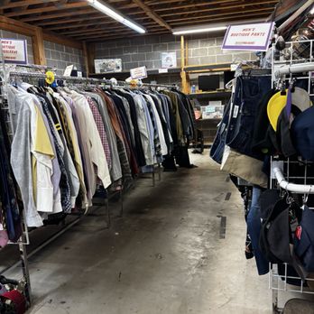 Austin Pets Alive! Thrift - Burnet - Men's clothing - Thrift Stores Near Me - Austin, Texas Austin Pets Alive! Thrift - Burnet - Men's clothing - Thrift Stores Near Me - Austin, Texas