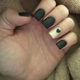 Acrylic nails