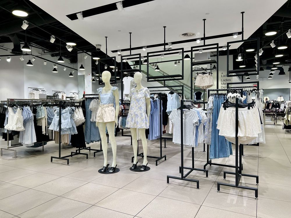 H&M Logo