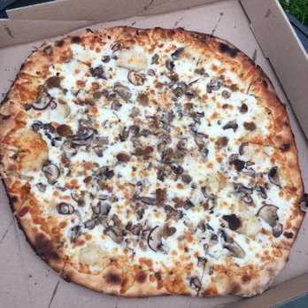 Suncrest Gardens Pizza Farm - Pizza Near Me - Cochrane, Wisconsin Suncrest Gardens Pizza Farm - Pizza Near Me - Cochrane, Wisconsin