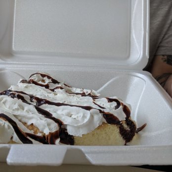 El Rinconcito Chapin - Tres leches cake (to go) - Latin American Near Me - Cleveland, Ohio