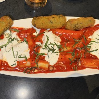 Seoul Salon - Rose Tteokbokki 로제 떡볶이 - Korean Near Me - New York, New York Seoul Salon - Rose Tteokbokki 로제 떡볶이 - Korean Near Me - New York, New York