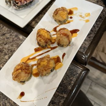 Maru Sushi Bar - Shrimp Boat - Sushi Bars Near Me - Los Angeles, California
