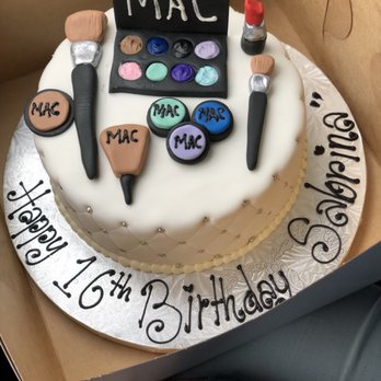 Elvira's Cakes - Sweet 16 cake - Bakeries Near Me - Kansas City, Missouri Elvira's Cakes - Sweet 16 cake - Bakeries Near Me - Kansas City, Missouri
