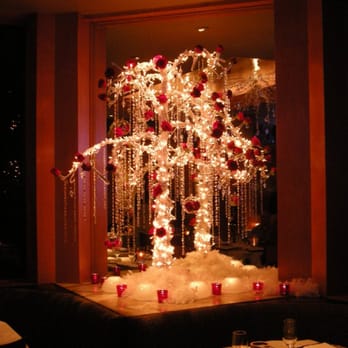 Gary Danko - Festive Holiday Decor - New American Near Me - San Francisco, California Gary Danko - Festive Holiday Decor - New American Near Me - San Francisco, California