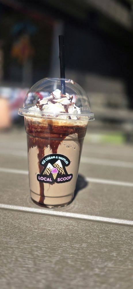 Local Scoop Logo