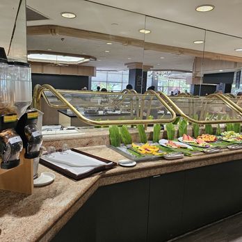 Cafe 410 - Cold cereal and milk... and fresh fruits (papaya, honeydew, cantaloupe, pineapple, etc) - American Near Me - Honolulu, Hawaii