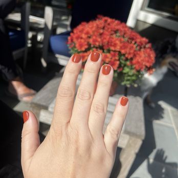Sunlight Nail Bar - Gel manicure - Nail Salons Near Me - Royal Oak, Michigan