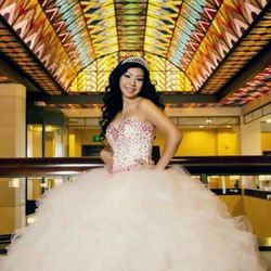 Royal Hair & Makeup Studio