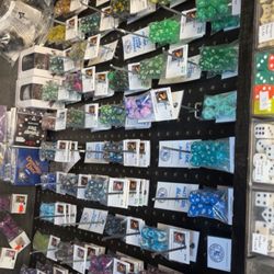 Griffon Bookstore - Dice!!