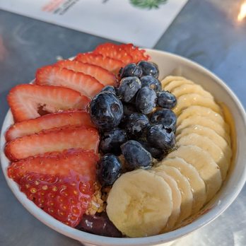 Bogart's Cafe - Acai Bowl - Breakfast & Brunch Near Me - Honolulu, Hawaii