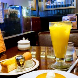 星乃珈琲店 西新宿店 31 Photos Cafes 西新宿1 3 14 新宿区 東京都 Japan Restaurant Reviews Phone Number Yelp