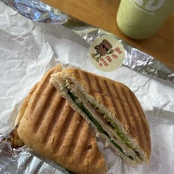BLND - Bounce Back Smoothie & Prime Time Panini