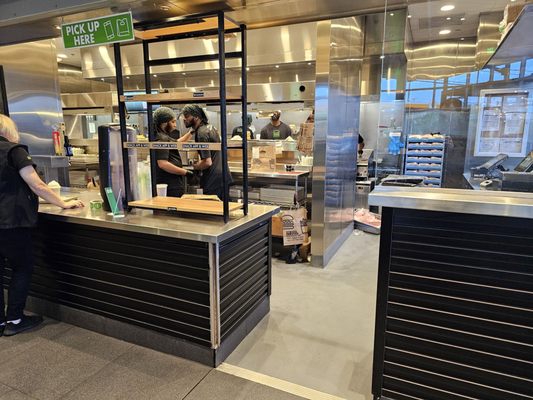 Shake Shack Green Hills by null