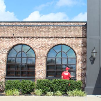 Fish Window Cleaning - Window Washing Near Me - Savannah, Georgia
