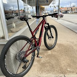 Kokopelli Bike & Board - A 2025 Kokopellis - Specialized Epic8 Expert, ready to ride!