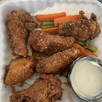 Blackwall Hitch - Sweet chili wings - New American Near Me - Baltimore, Maryland