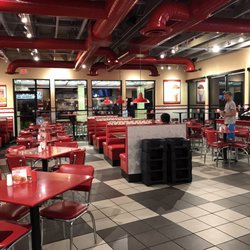 Freddy's Frozen Custard & Steakburgers