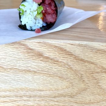 Hando - Spicy Tuna - Sushi Bars Near Me - Houston, Texas Hando - Spicy Tuna - Sushi Bars Near Me - Houston, Texas