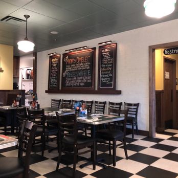 Metro Diner - Breakfast & Brunch Near Me - Venice, Florida