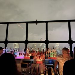 Le Bain - Rooftop bar