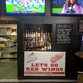 Fowling Warehouse - Sports Bars Near Me - Hamtramck, Michigan