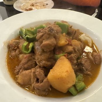 Kusan Bazaar | Silk Road Grill & Noodles 龟兹集市 - Big plate chicken - Halal Near Me - Milpitas, California Kusan Bazaar | Silk Road Grill & Noodles 龟兹集市 - Big plate chicken - Halal Near Me - Milpitas, California