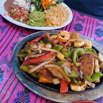La Costa Mariscos - Mixed seafood Fajita - Seafood Near Me - Bakersfield, California
