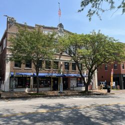 The Island Frozen Drinks - Front of building
