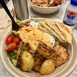 Shawarma Chicken Bowl with Lemon Potatoes Shawarma Chicken Bowl with Lemon Potatoes