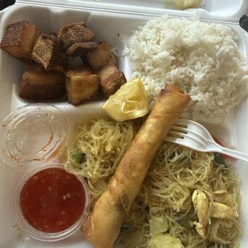 Mima's Lutong Bahay - Pork lechon combo plate - Food Trucks Near Me - New Braunfels, Texas Mima's Lutong Bahay - Pork lechon combo plate - Food Trucks Near Me - New Braunfels, Texas