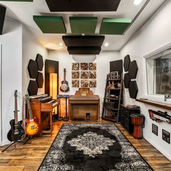 Emerald Age Recording Studio - Live Room