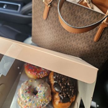 Doughboy Donuts - Donuts Near Me - Sparks, Nevada