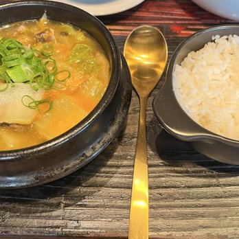 Kiku - Japanese Near Me - Warsaw, MZ