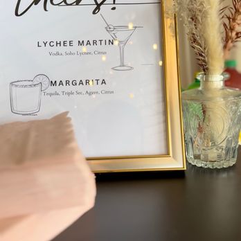 Bar Paper Plane - Bartenders Near Me Bar Paper Plane - Bartenders Near Me
