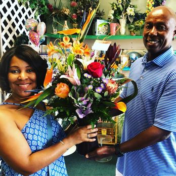 Riverview Florist - We love Celebrating with our Customers! - Florists Near Me - Riverview, Florida Riverview Florist - We love Celebrating with our Customers! - Florists Near Me - Riverview, Florida