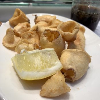 Kiosko Universal - Calamari - Spanish Near Me - Barcelona, B