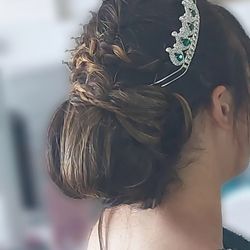 Canela Hair and Beauty