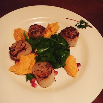 Apollo Grill - Scallops appetizer with horseradish sweet potato purée - American Near Me - Bethlehem, Pennsylvania