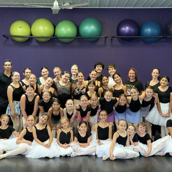 Your Performing Arts Center - Ballet Experience group photo - Performing Arts Near Me - Yorkville, Illinois Your Performing Arts Center - Ballet Experience group photo - Performing Arts Near Me - Yorkville, Illinois