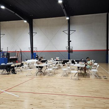 Ka Ulukoa Gym - Setting up for our banquet tomorrow - Gyms Near Me - Aiea, Hawaii