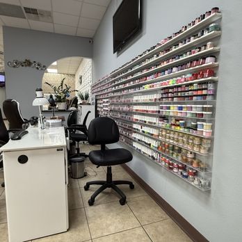 Zen Nails & Spa - Nail Salons Near Me - Austin, Texas