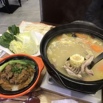 Local Cafe - Pork tripe & chicken in white pepper hot pot - Chinese Near Me - Fremont, California Local Cafe - Pork tripe & chicken in white pepper hot pot - Chinese Near Me - Fremont, California